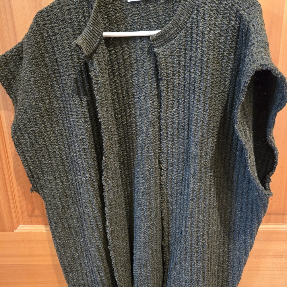 Bill Blass Men's Dark Green Cardigan Sweater